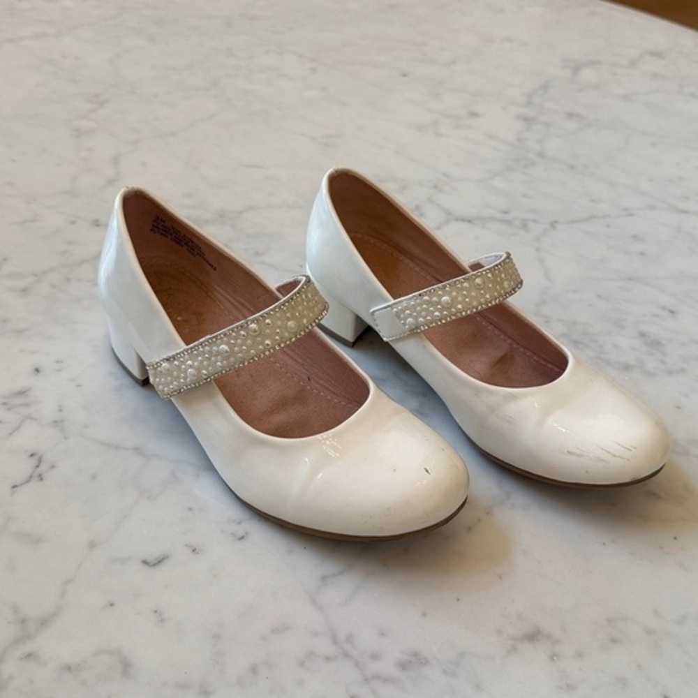 Kelly & Katie Girls White Patent Mary Jane Shoes Size 3